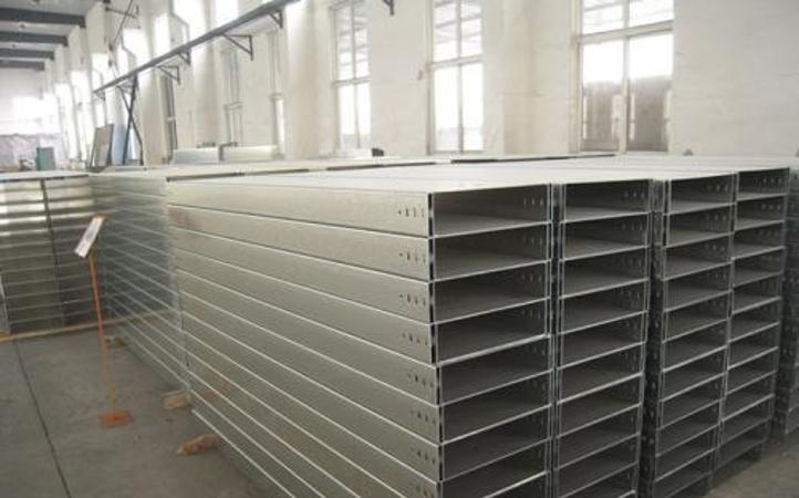 cable tray weight per meter